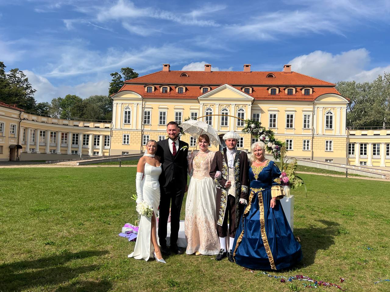 Свадьба у Воловичей в старинном Святске!